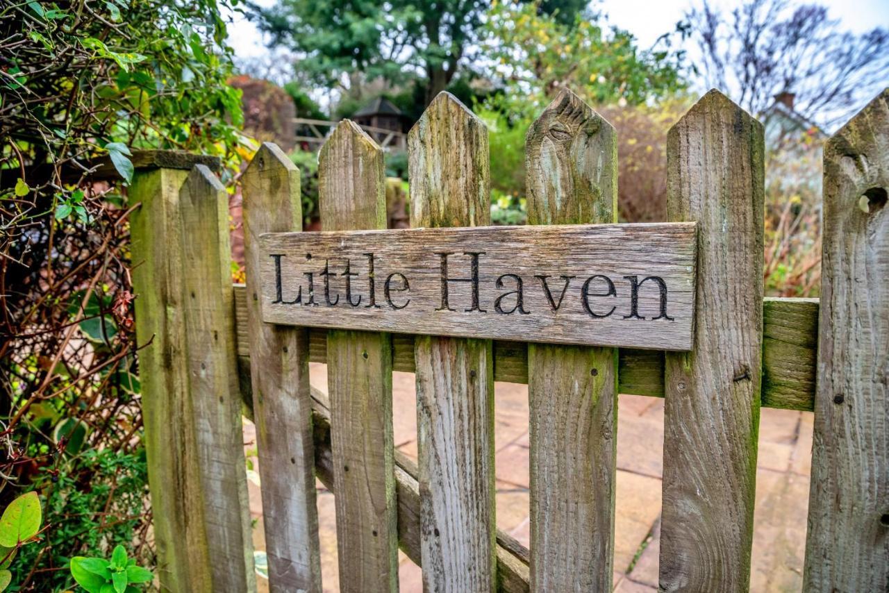 Finest Retreats - Little Haven Minehead